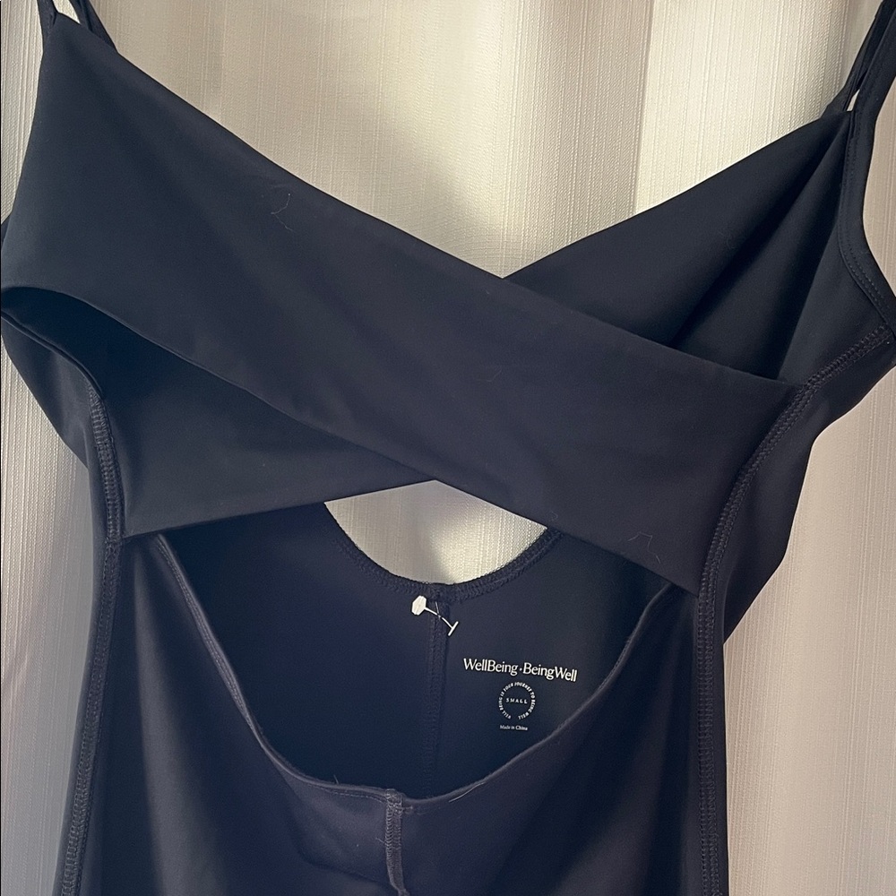Well Being- Being Well Black Cutout Jumpsuit NWOT S - Picture 5 of 7